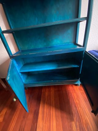 Estantería de madera maciza azul