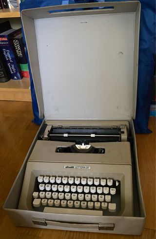 Olivetti Lettera 25 Máquina Escribir Maletín