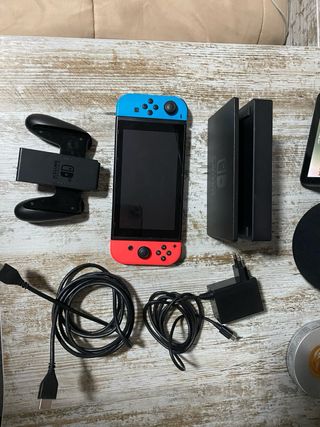 Nintendo Switch Completa,con todos sus accesorios.