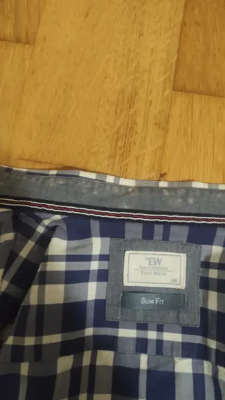 Camisa de cuadros azul y blanco