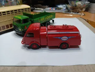 Lote 3 camiones 1/43 para desguace