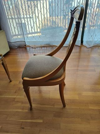 Juego de 6 sillas tapizadas