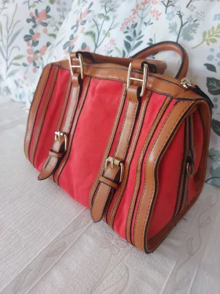 Zapato color Coral. T 38 de XTI + Bolso a juego