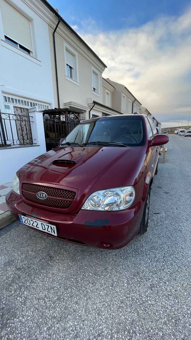 KIA Carnival 2006 - foto 1