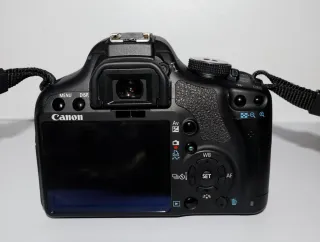 Cámara Canon EOS 500D Negra