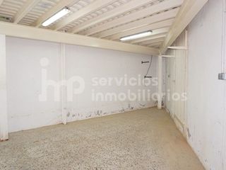 Nave industrial en alquiler en Capuchinos en Vélez-Málaga