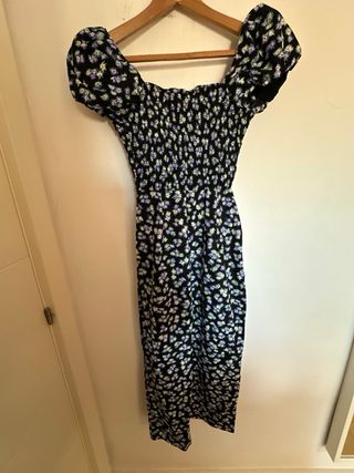 Vestido floral midi Zara