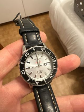 Reloj Seiko Sports Automático Plata