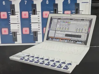 Korg Nanokontrol Controlador MIDI