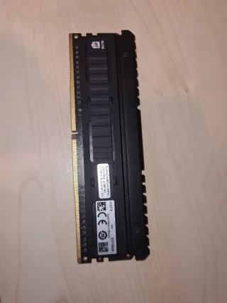 Crucial Ballistix 8GB DDR4 4000MHz CL16 Gaming RAM