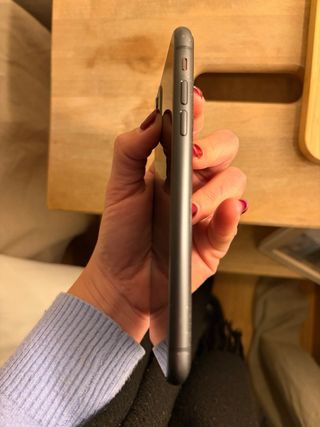 iPhone 11 128GB Negro + 6 fundas de colores