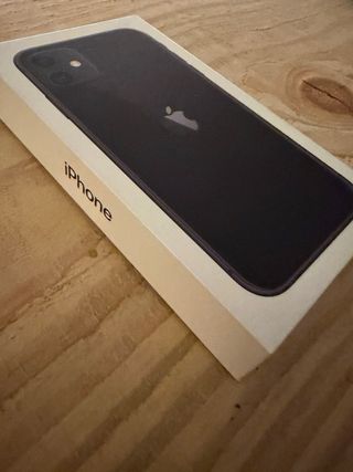 iPhone 11 128GB Negro + 6 fundas de colores