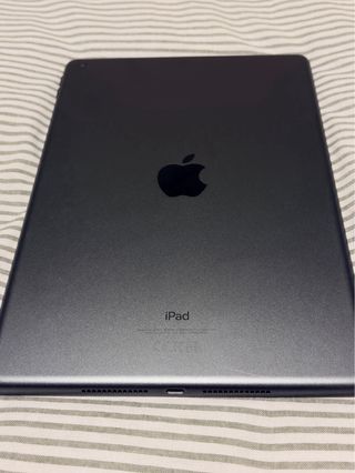 iPad 7ª generación (2019) en gris espacial