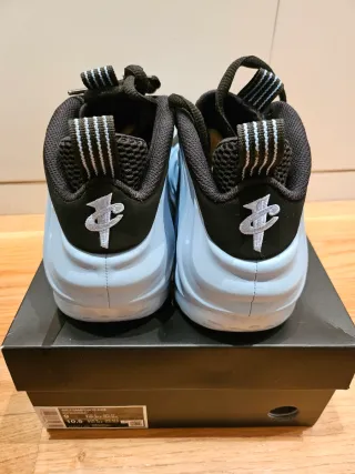 Nike Air Foamposite Retro UNC Talla 42.5