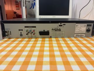 LG Combo DVD-VHS con HDMI