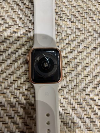 Apple Watch Series 5 Oro
