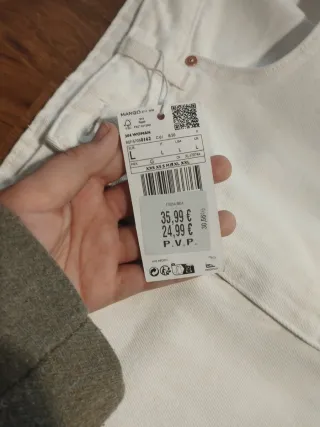 Falda vaquera larga blanca de Mango