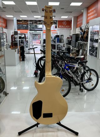 GUITARRA ELECTRICA IBANEZ ART120 WHITE + FUNDA