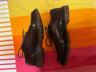 Zapatos de vestir marrones mujer