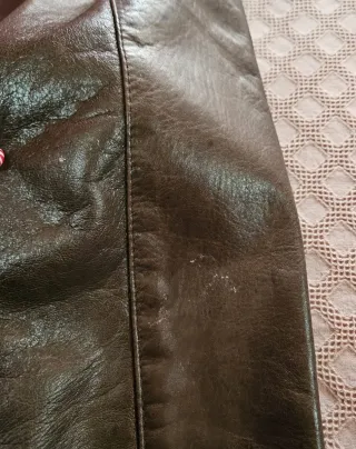 Chaqueta de cuero marrón