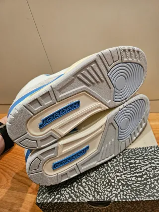 Nike Air Jordan 3 Retro UNC Talla 40.5