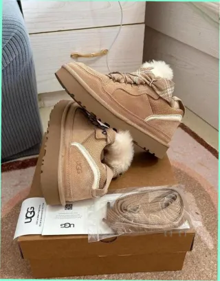 UGG Lowmel Botas Castaño/Arena