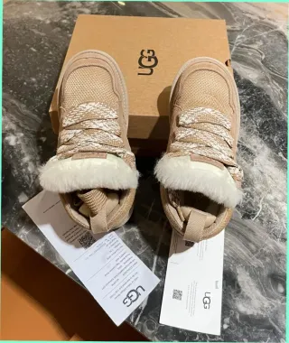 Botas UGG Lowmel Beige/Marrón Talla 38