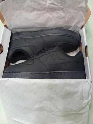 Nike Air Force 1 negras