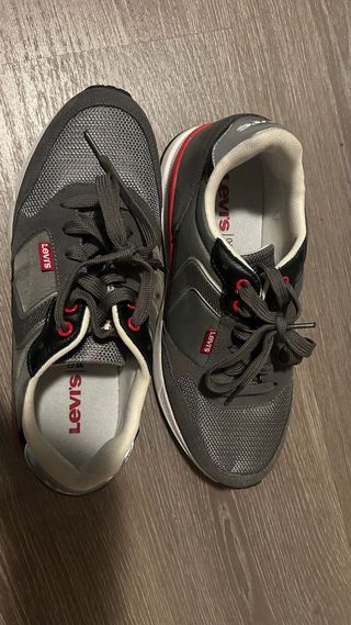Zapatillas Levis Oats Suede Hombre Talla 41.
