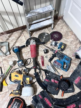 Lote Herramientas Fontanería, Alicatado y Pladur