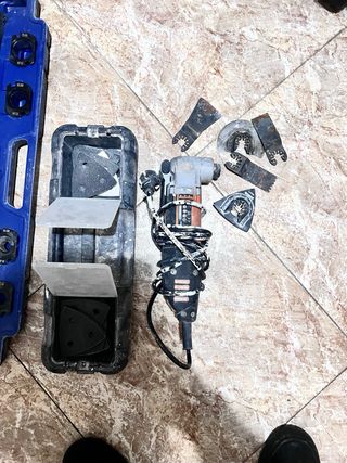 Lote Herramientas Fontanería, Alicatado y Pladur