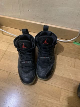 Jordan Jumpman Two Trey Negras