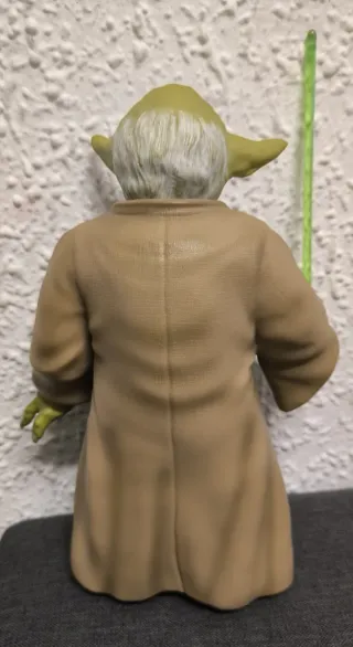 Figura Yoda Star Wars Disney