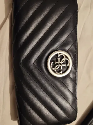 Cartera tarjetero Guess negra