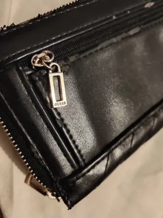Cartera tarjetero Guess negra