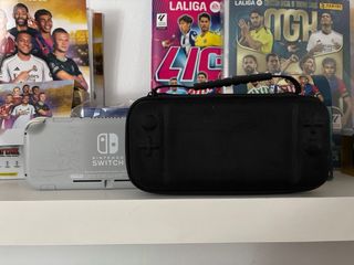 Nintendo Switch Lite Ed. Espada y Escudo REBAJADA️