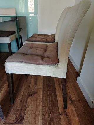 Mesa extensible cristal y metal con 6 sillas