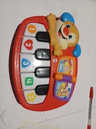 Piano Fisher Price para bebés