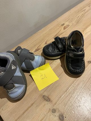 Zapatos bebé niño/niña talla 21