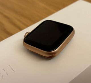 Apple Watch Series 6, GPS 40mm Oro Rosa