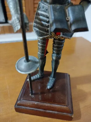 Figura Don Quijote con lanza 24 cmts