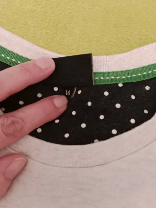 Camiseta Santoro Talla 14, color crudo jaspeado.