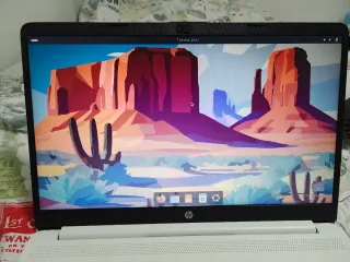 Portátil HP Ryzen 3 8GB RAM Ubuntu 64 bits