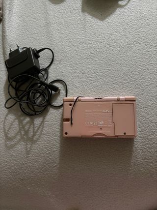 Nintendo DS Rosa + Cargador