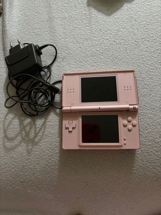 Nintendo DS Rosa + Cargador