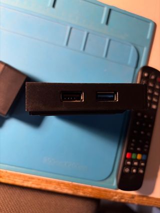 MAG MAG520W3 IPTV Box