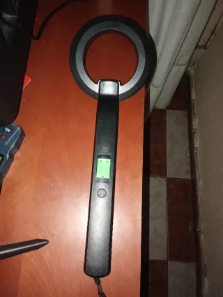 Detector de metales portátil