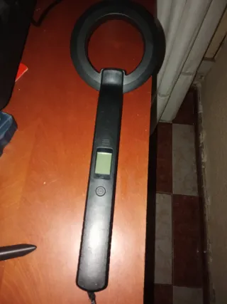 Detector de metales portátil