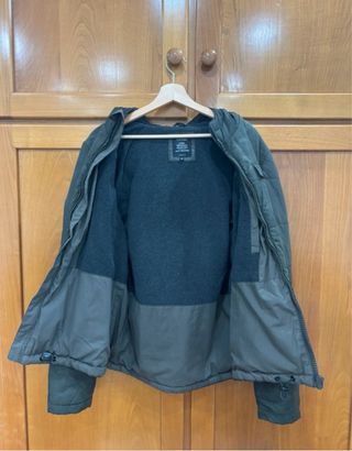 Casaco Tiffosi verde acolchoado com capuz