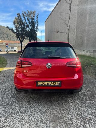 Volkswagen Golf GTI VII